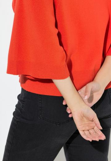 Пуловер с рукавом три четверти