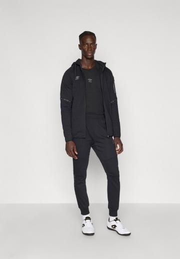 Спортивная кофта