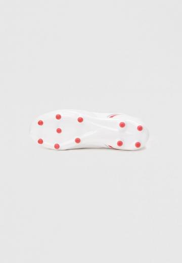 Футбольные бутсы