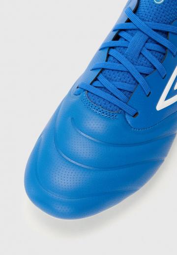 Футбольные бутсы