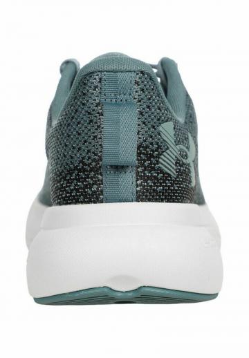 Беговые кроссовки