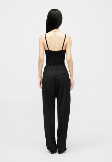 Топ на бретельках