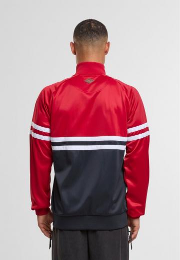 Спортивная куртка