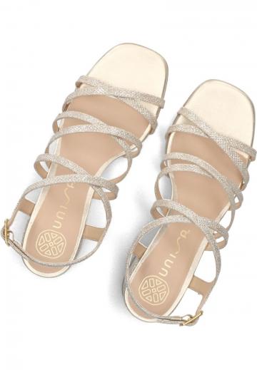 Гандбольные кроссовки