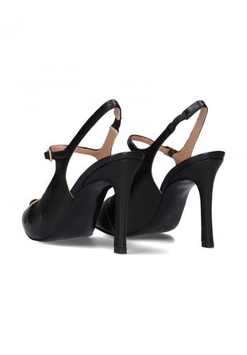 Туфли с ремешком