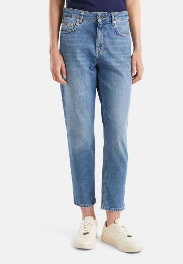 Короткие джинсы