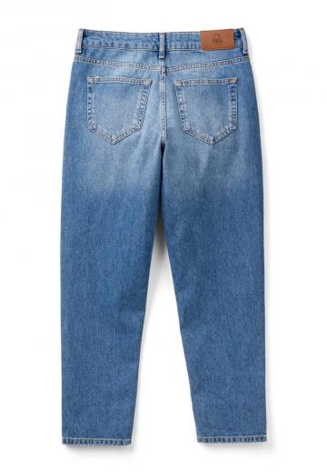 Короткие джинсы