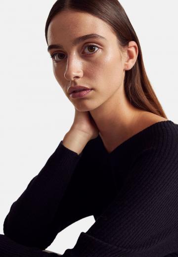 Вязаное платье