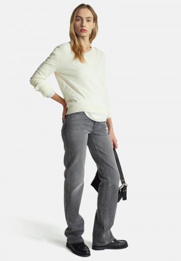 Прямые джинсы