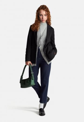 Короткие джинсы