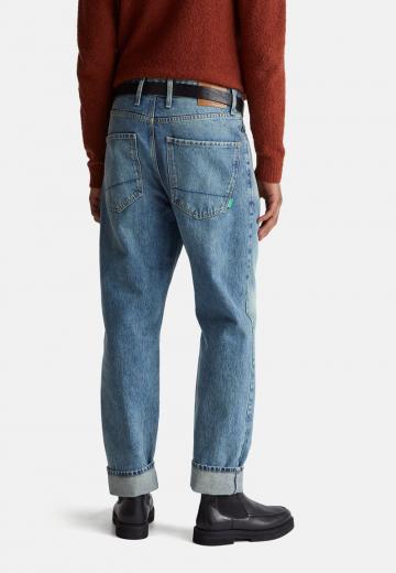 Прямые джинсы