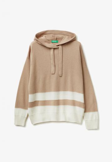 Пуловер с капюшоном