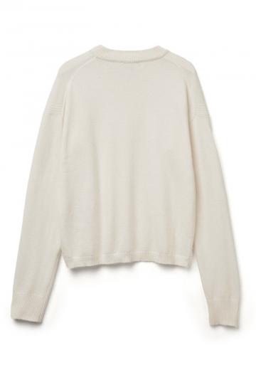 Пуловер с вырезом V