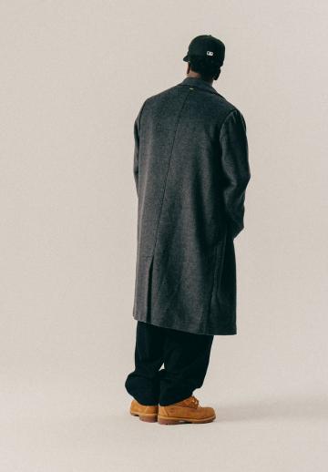 Шерстяное пальто