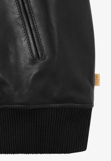 Кожаная куртка