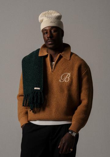 Пуловер с воротником поло