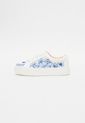 Гандбольные кроссовки