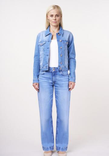 Свободные джинсы