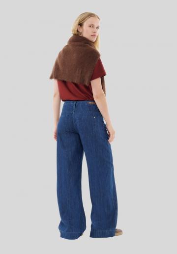 Свободные джинсы