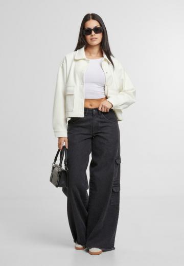 Куртка с накладнымит карманами