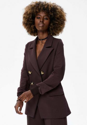 Короткое пальто