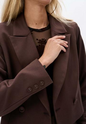 Короткий блейзер