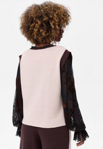 Пуловер без рукавов