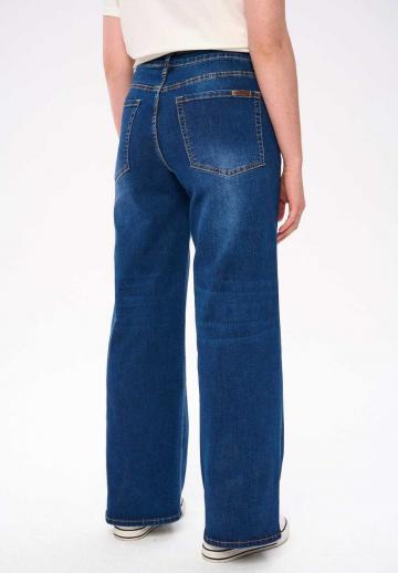 Свободные джинсы