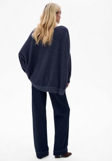 Длинный пуловер