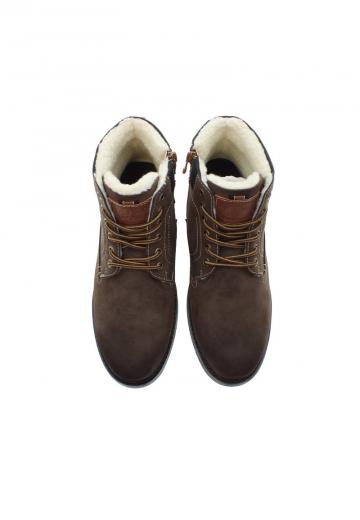 Ботинки на шнуровке