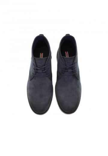 Ботинки на шнуровке