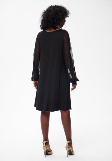 Короткое платье