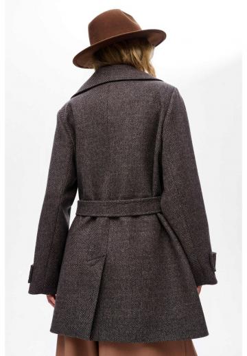 Короткое пальто