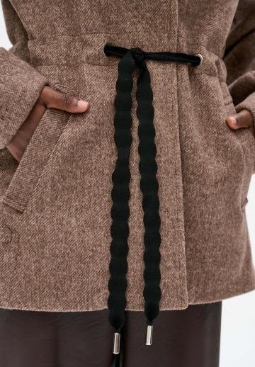 Короткое пальто