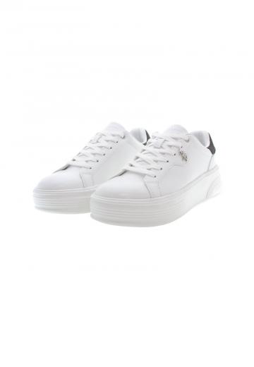 Гандбольные кроссовки