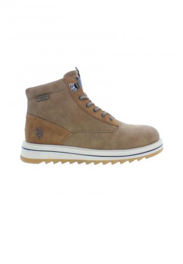 Ботинки на шнуровке