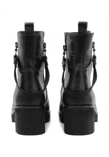 Полусапожки на платформе