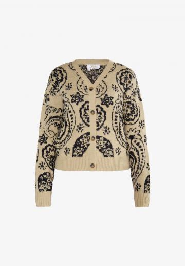 Жаккардовая вязаная кофта