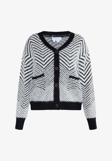 Жаккардовая кофта