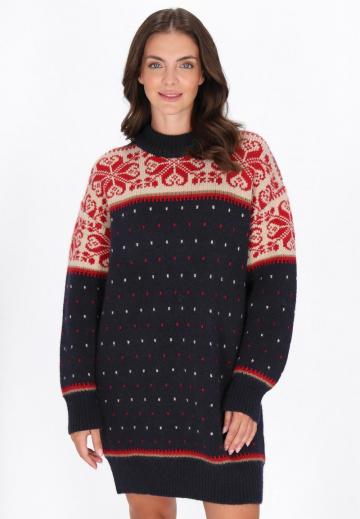 Вязаное платье