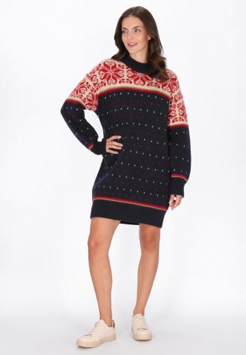 Вязаное платье