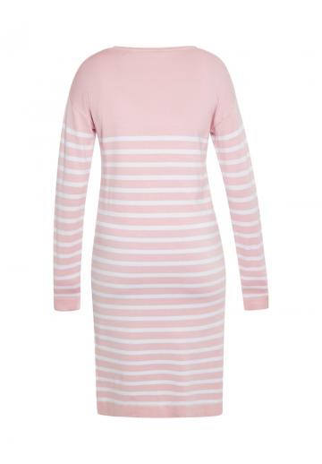 Вязаное платье