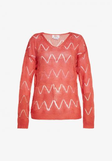 Длинный пуловер