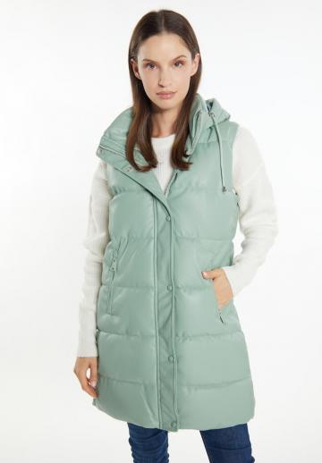 Длинный жилет