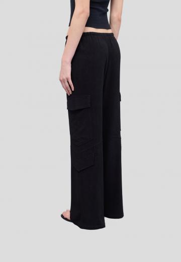 Брюки с накладными карманами