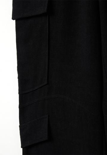 Брюки с накладными карманами