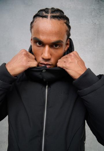 Зимняя куртка