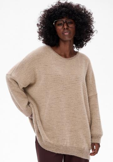 Длинный пуловер