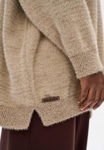 Длинный пуловер