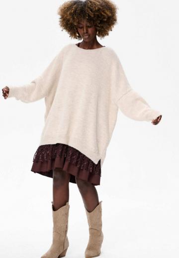 Длинный пуловер